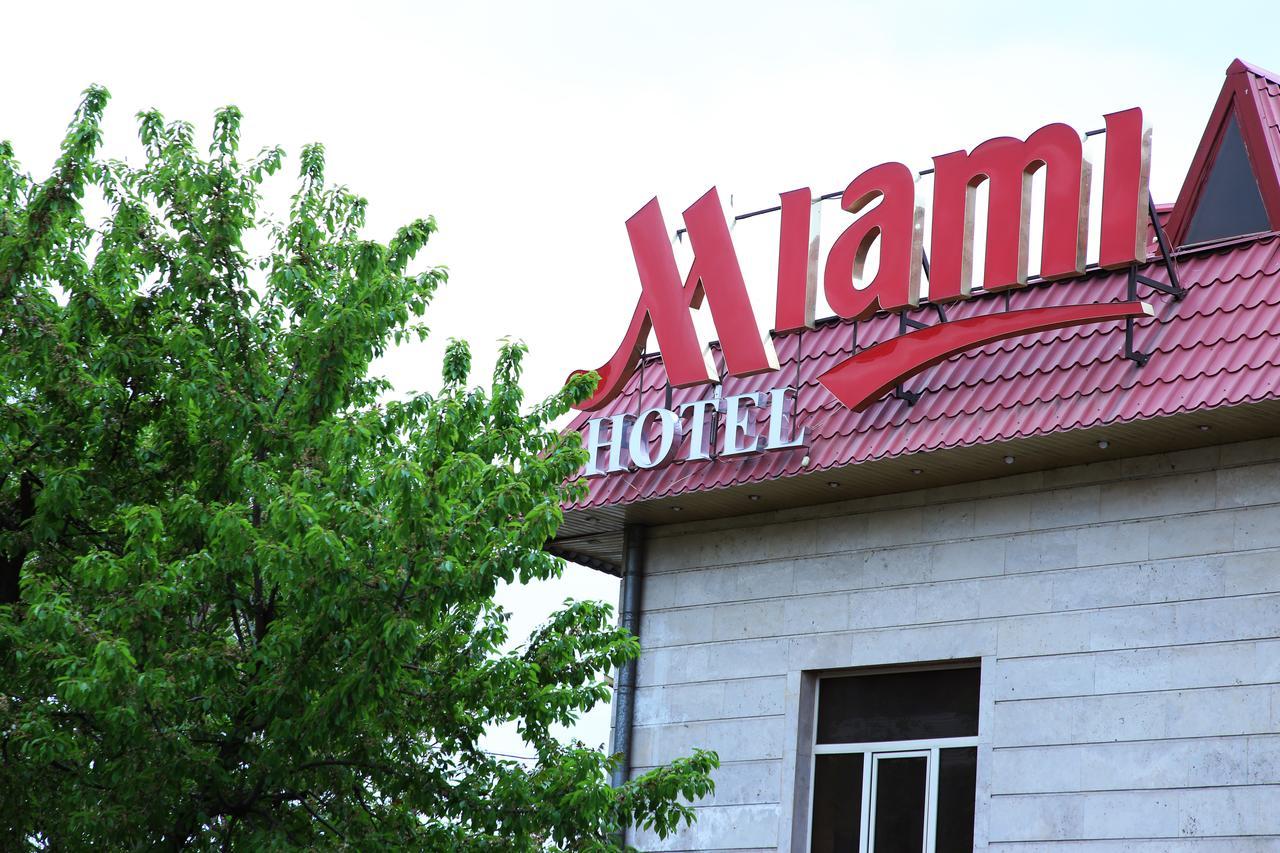 Aratta Hotel Argavand Exteriör bild